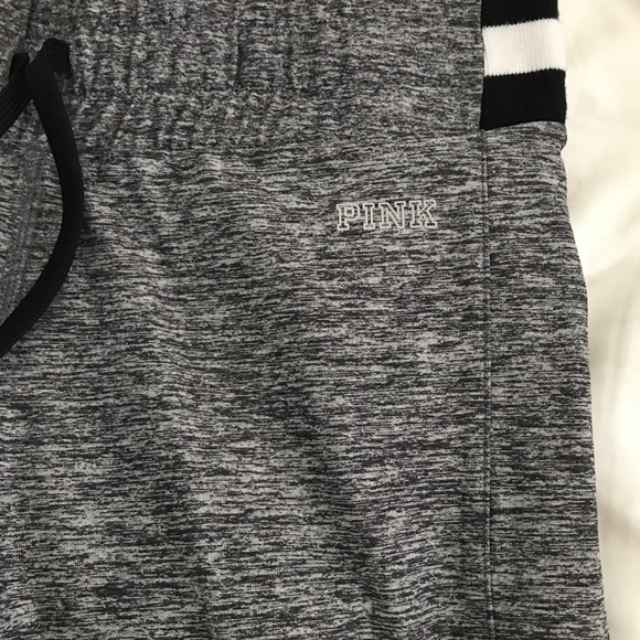 Marble Victoria’s Secret Leggings - Picture 2 of 5